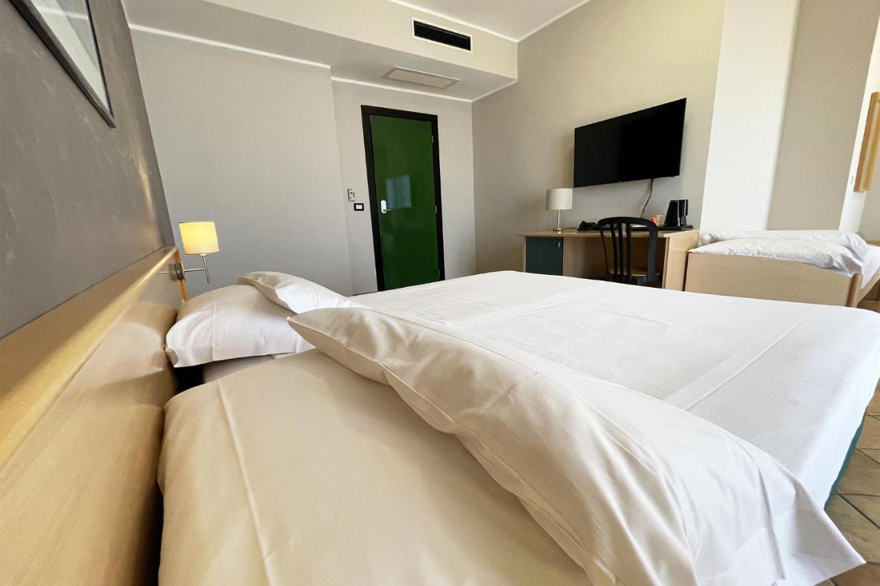 Hotel Federica Риаче-Марина Экстерьер фото